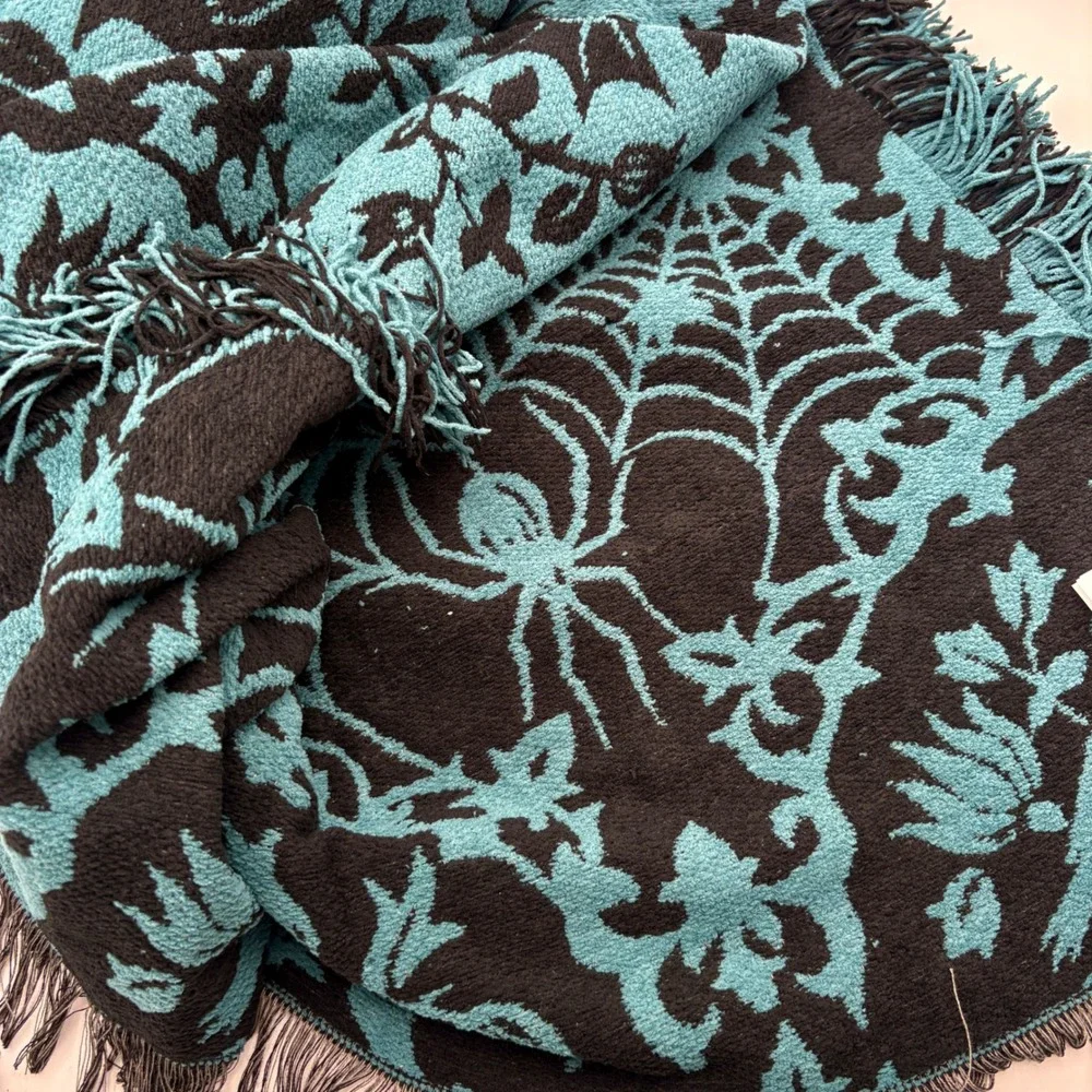 Cynthia Rowley Halloween Decorative Reversible Throw Blanket 50 x 70 Teal Black